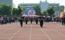 洒赛场热血 展活力风采——广东工业大学华立学院第九届学生田径运动会
