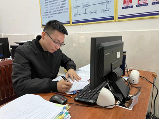 2021届优秀毕业生李顺忠：就业单位廉江市城北街道办事处