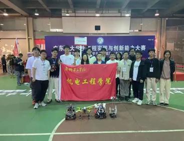 喜报！华立学子在智能物流搬运机器人竞赛中再获佳绩!
