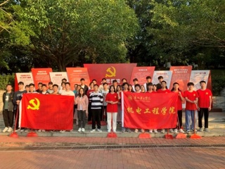 志愿我先行，共建美好校园
