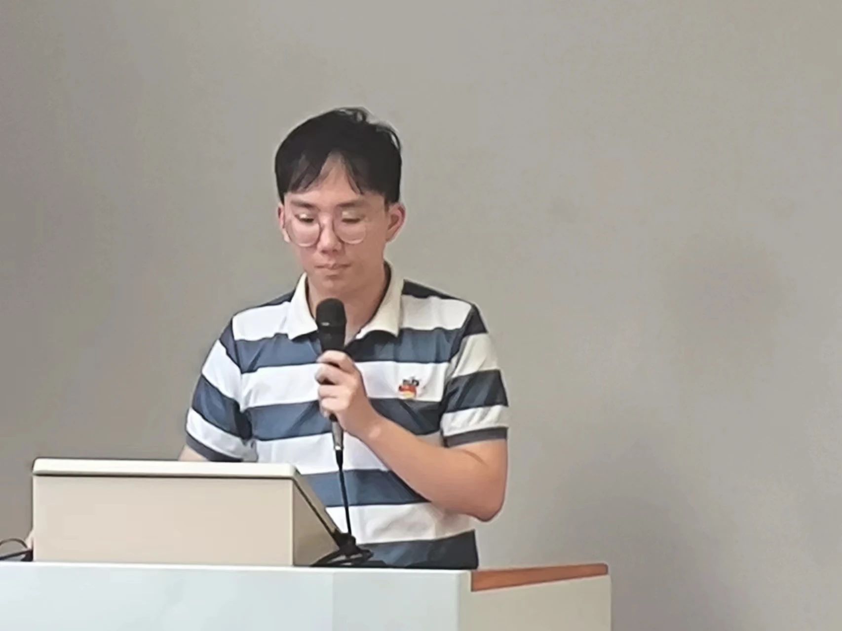 f63e4d2898d5b4691feb140770f09134