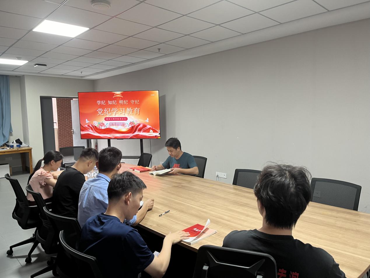 9a9feb198ba7b7bfb85ddc4c13727b70_