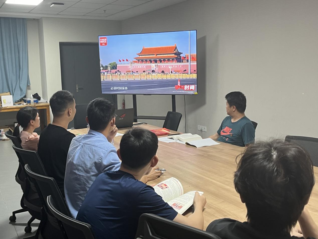 9afdebfaaabeb801565fb69d5e7f86a8_