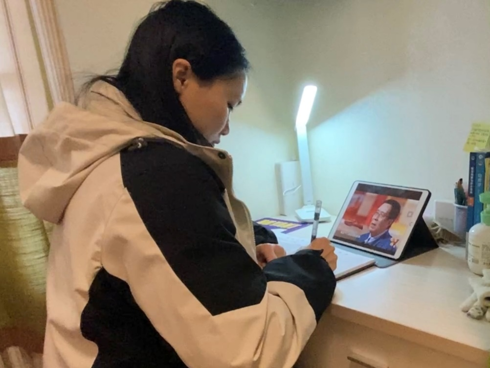 d417a81ce0efa377fad2314afb6b2ab9