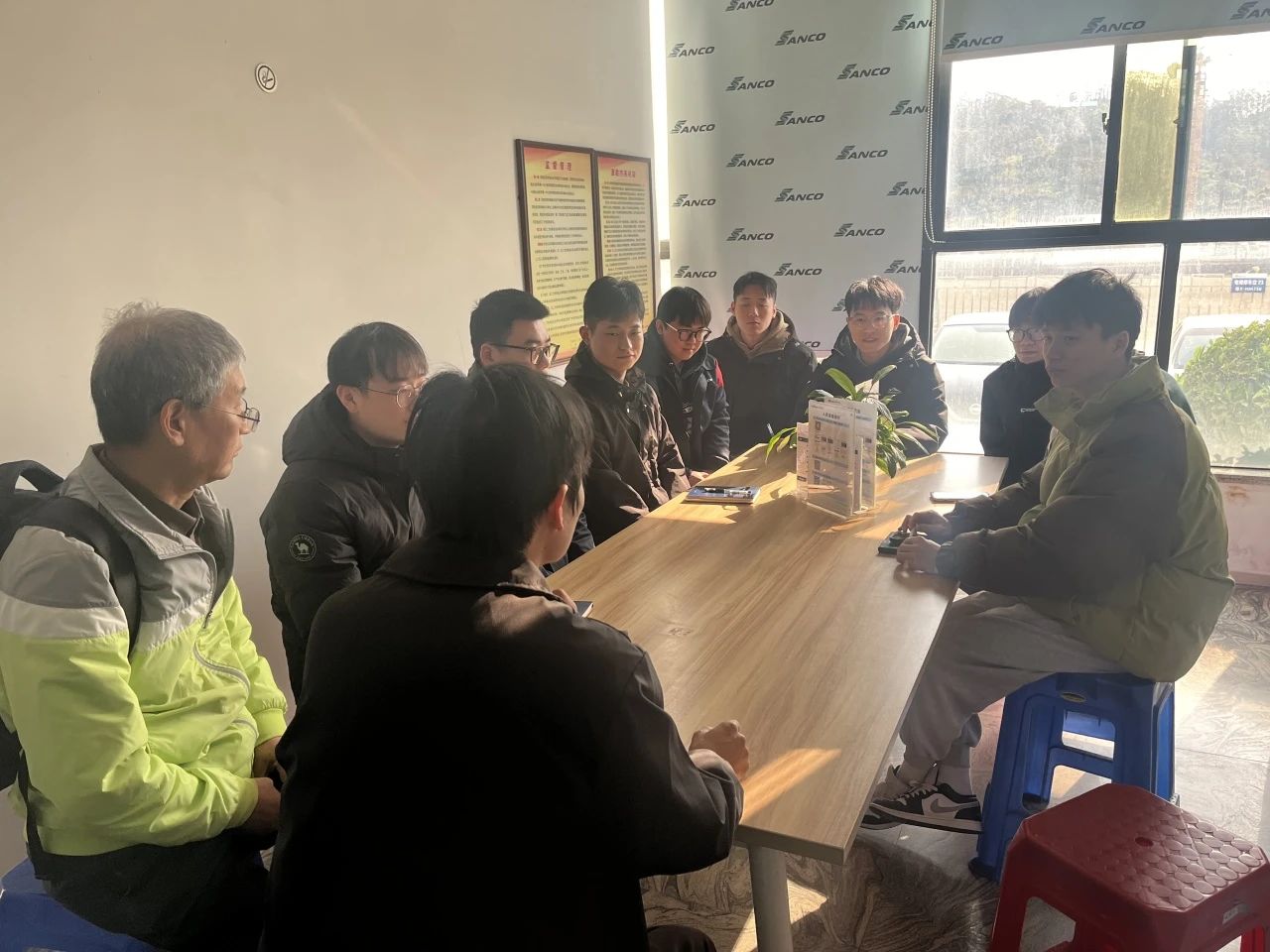 8b7726bb6eb94480c2897e57b934ff26