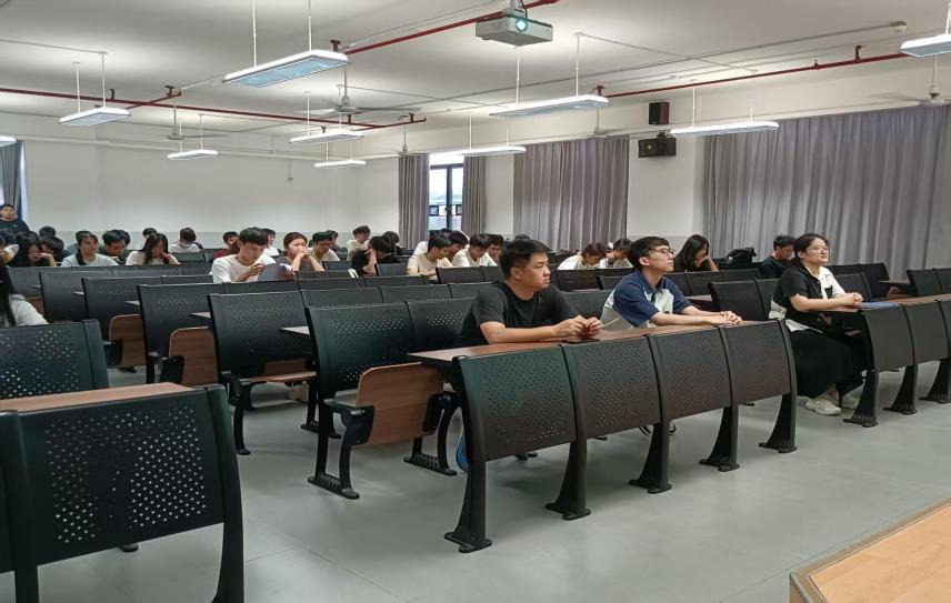 a5153784b5cf8fbbf63a129b80618ba