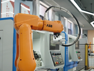 建设新工科，服务大湾区——带你走进智能制造学院实验室，讲述我们自己的故事