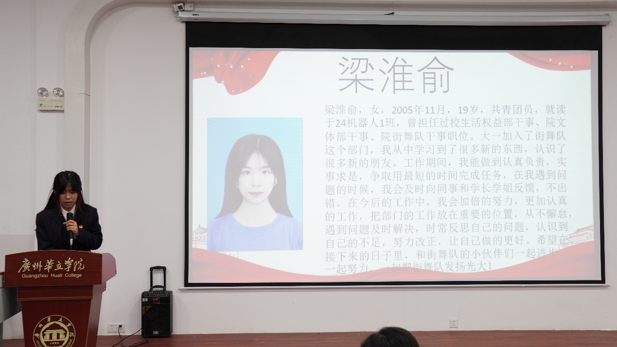 墙上的电视屏幕

AI 生成的内容可能不正确。