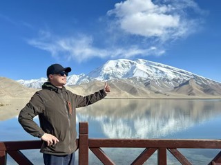 智能制造院长：张进，三级教授