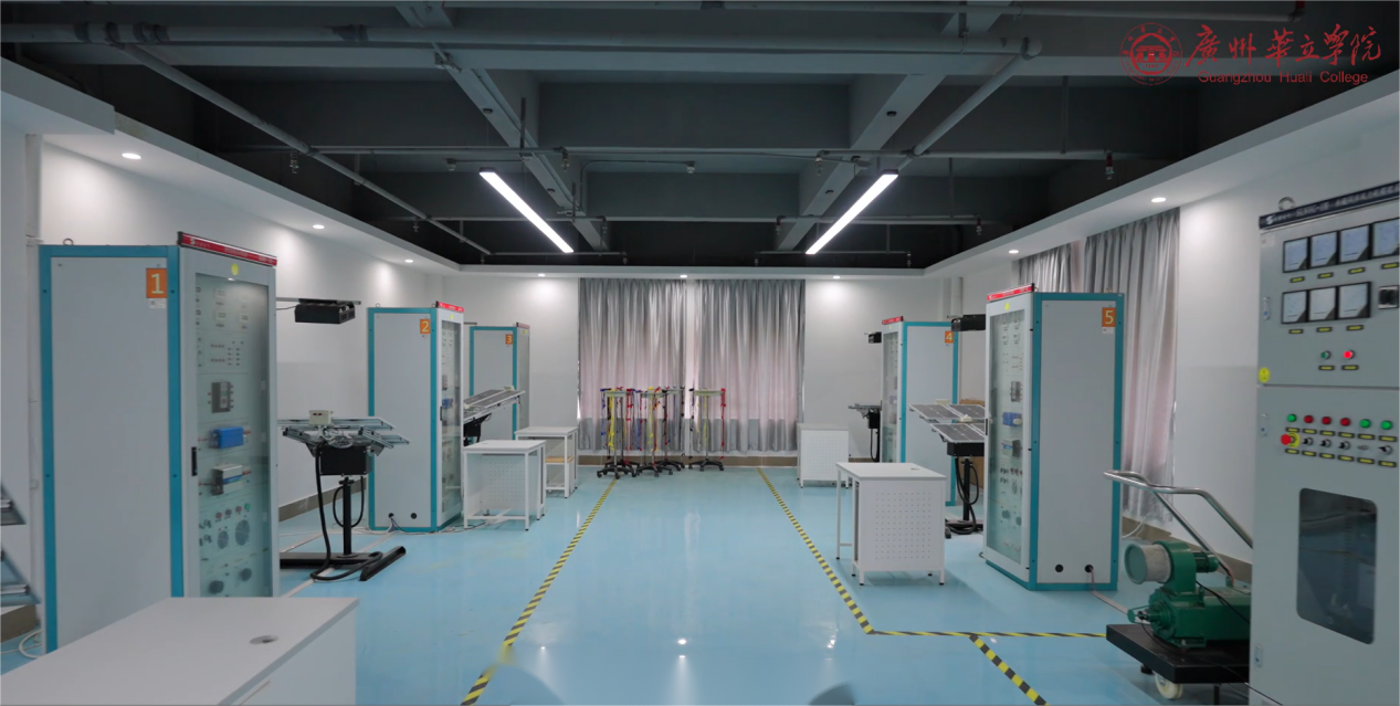 新能源发电与智能微电网实验室