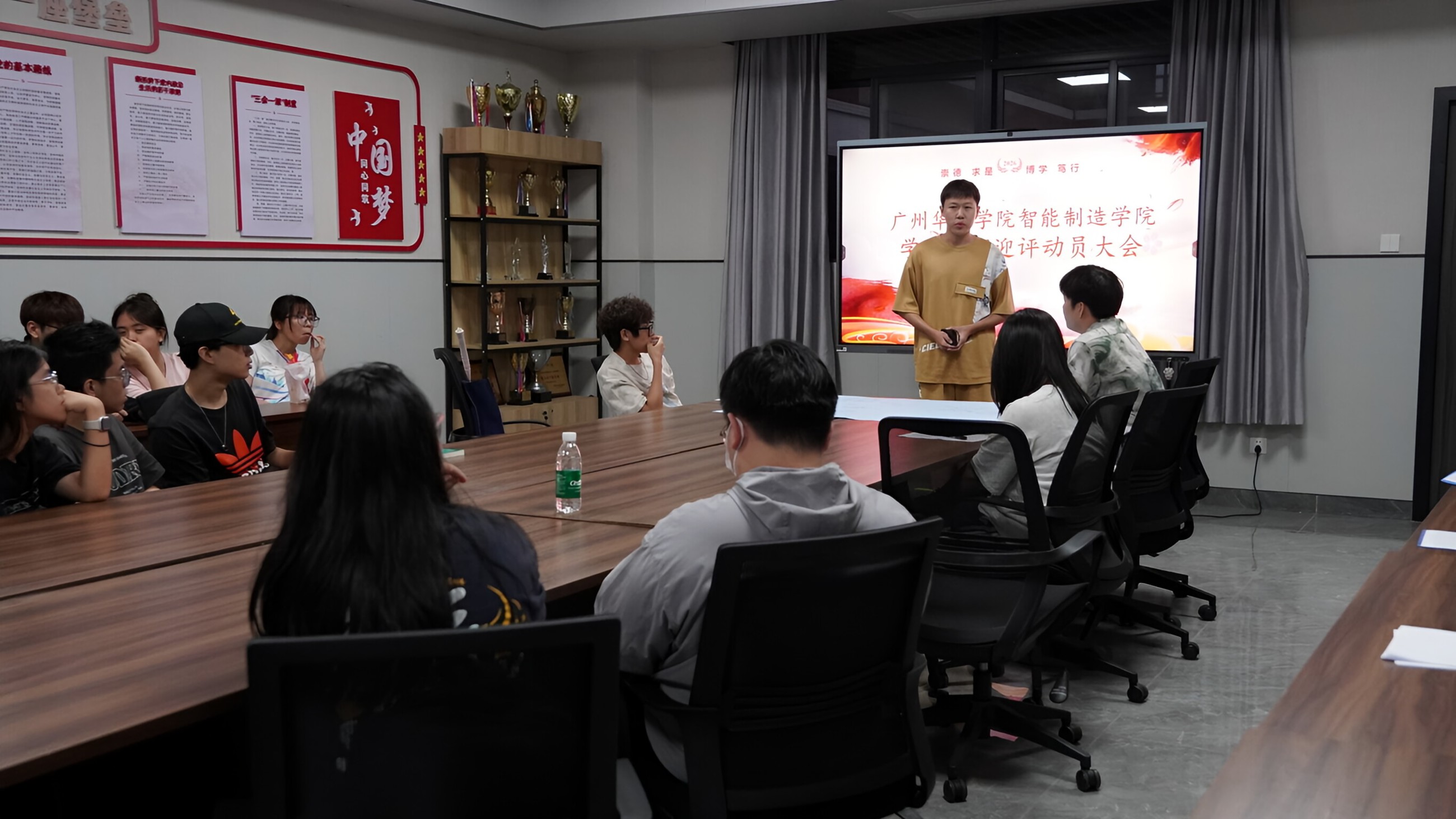 图示, 示意图

中度可信度描述已自动生成:ver1