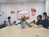 健康与护理学院院长杨立群教授一行6人参观广州新华学院护理学院