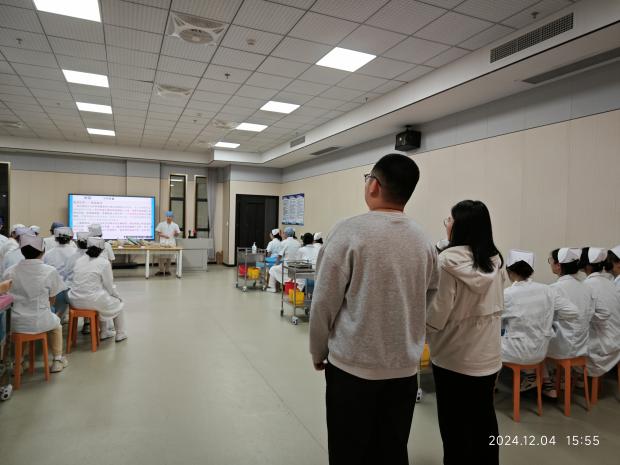 C:/Users/123/Desktop/12月2-6日巡课/微信图片_20241208174603.jpg微信图片_20241208174603