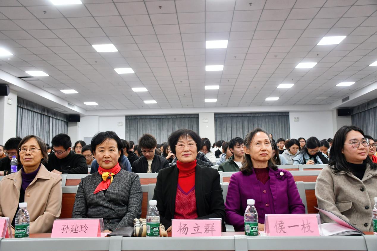 retouch_2024122621454612