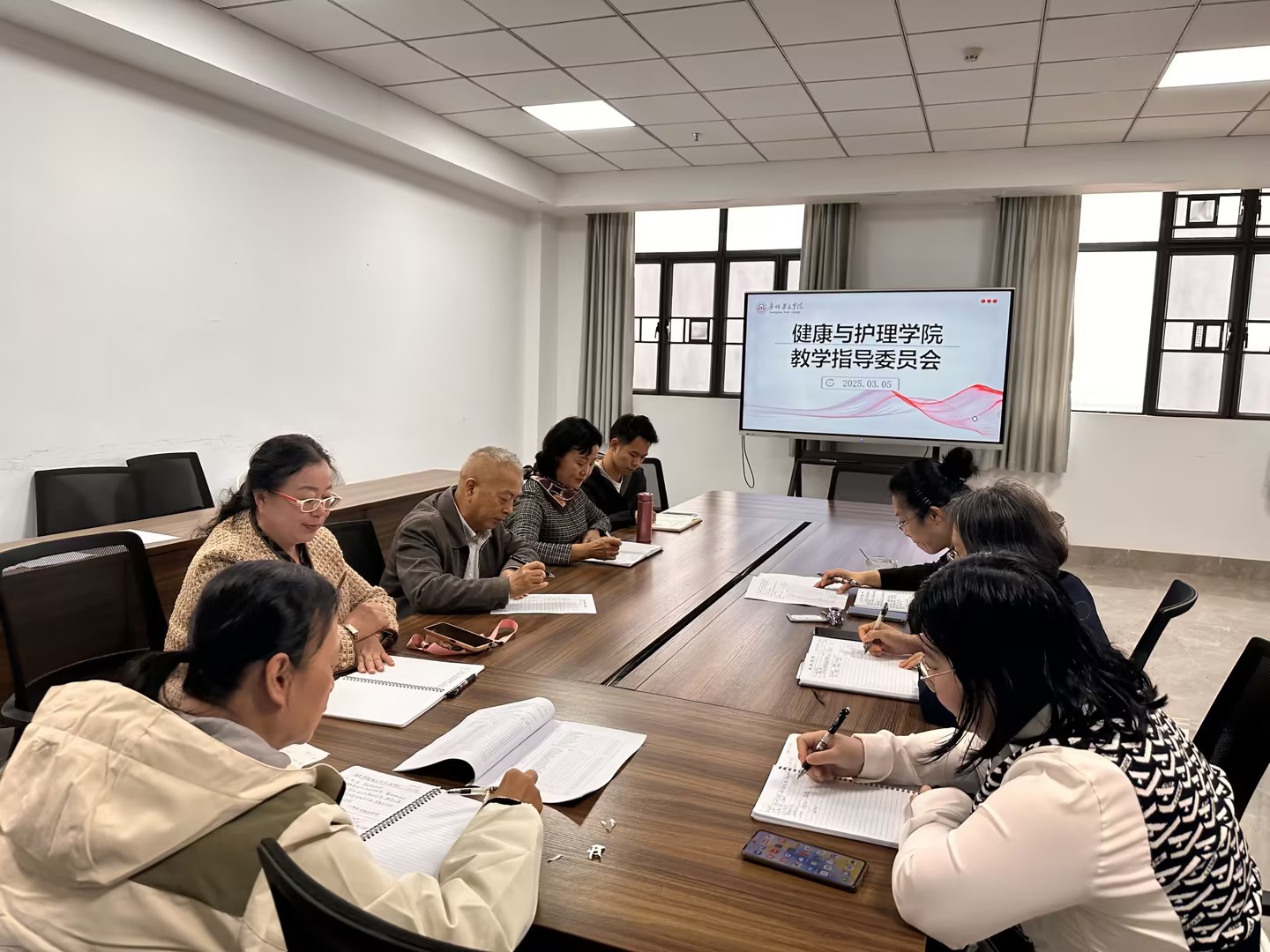 eefe1758-18e0-42a9-8edd-bb6d9395ff61