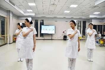 12ece37f7080f9f1488bb299a5e7b1a6_origin(1)