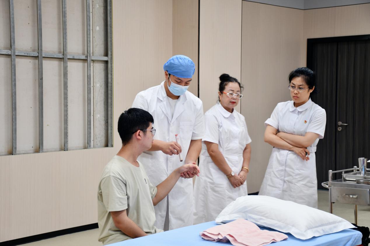 retouch_2025050722515497