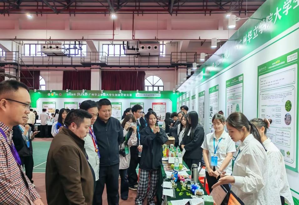 9878e3700349f75386dc318411396057_compress