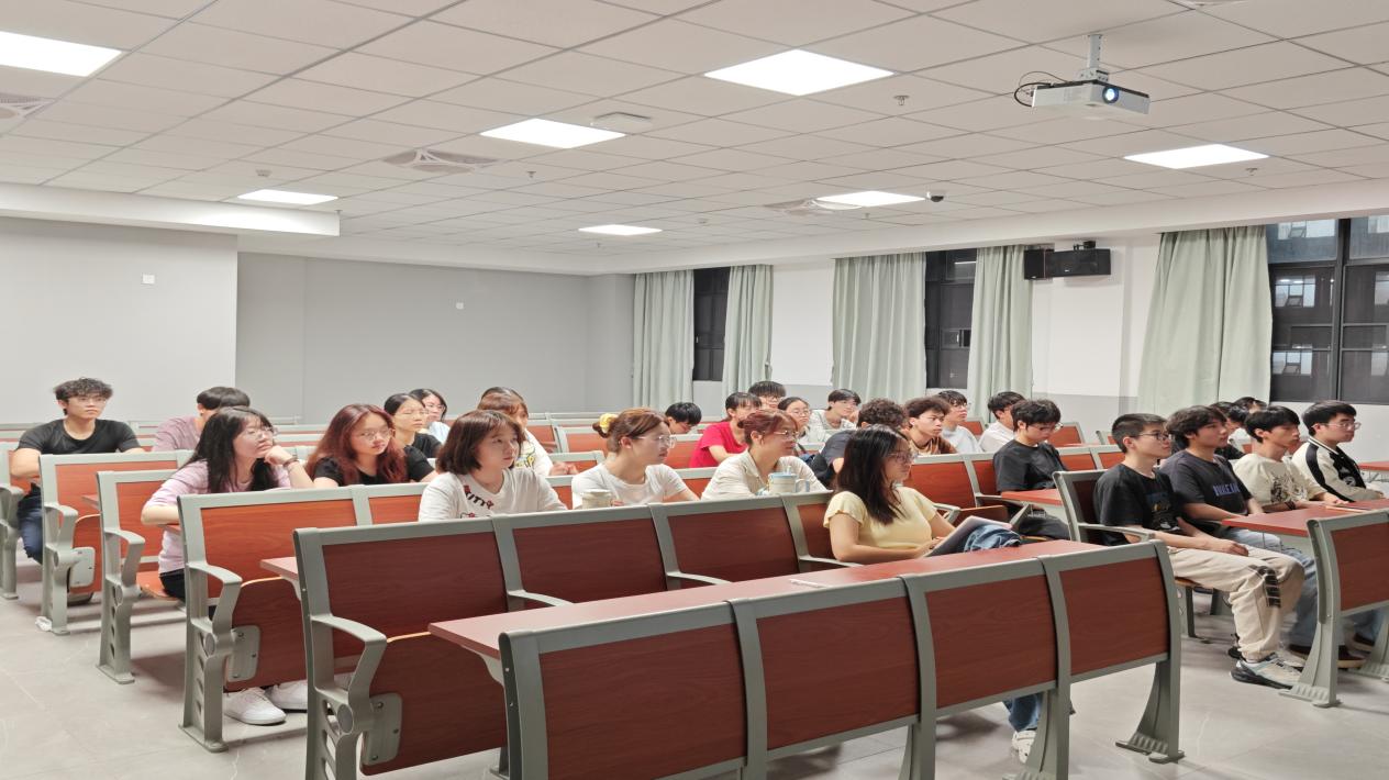 04199554562b386dec9403d9f936f69