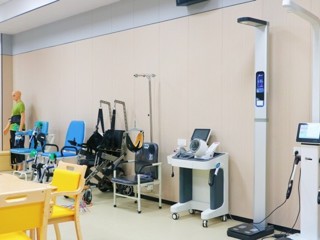 智慧养老康复护理实训室