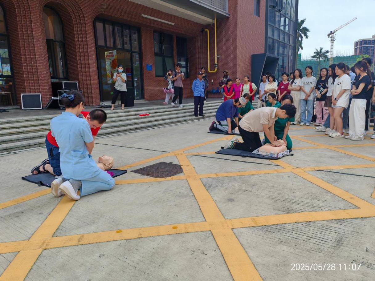 18907522b4db9a312db97fde84cee93