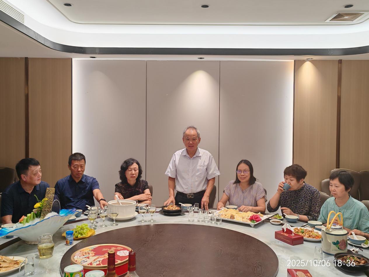 118874353a3be8f3defda4116317b9bd_origin(1)