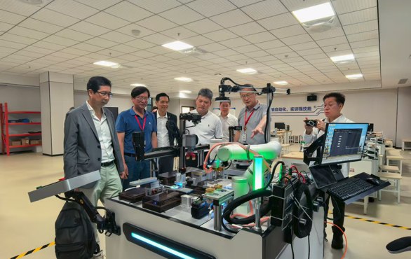 深化粤港澳教育合作：香港理工大学一行莅临广州华立学院江门校区考察交流