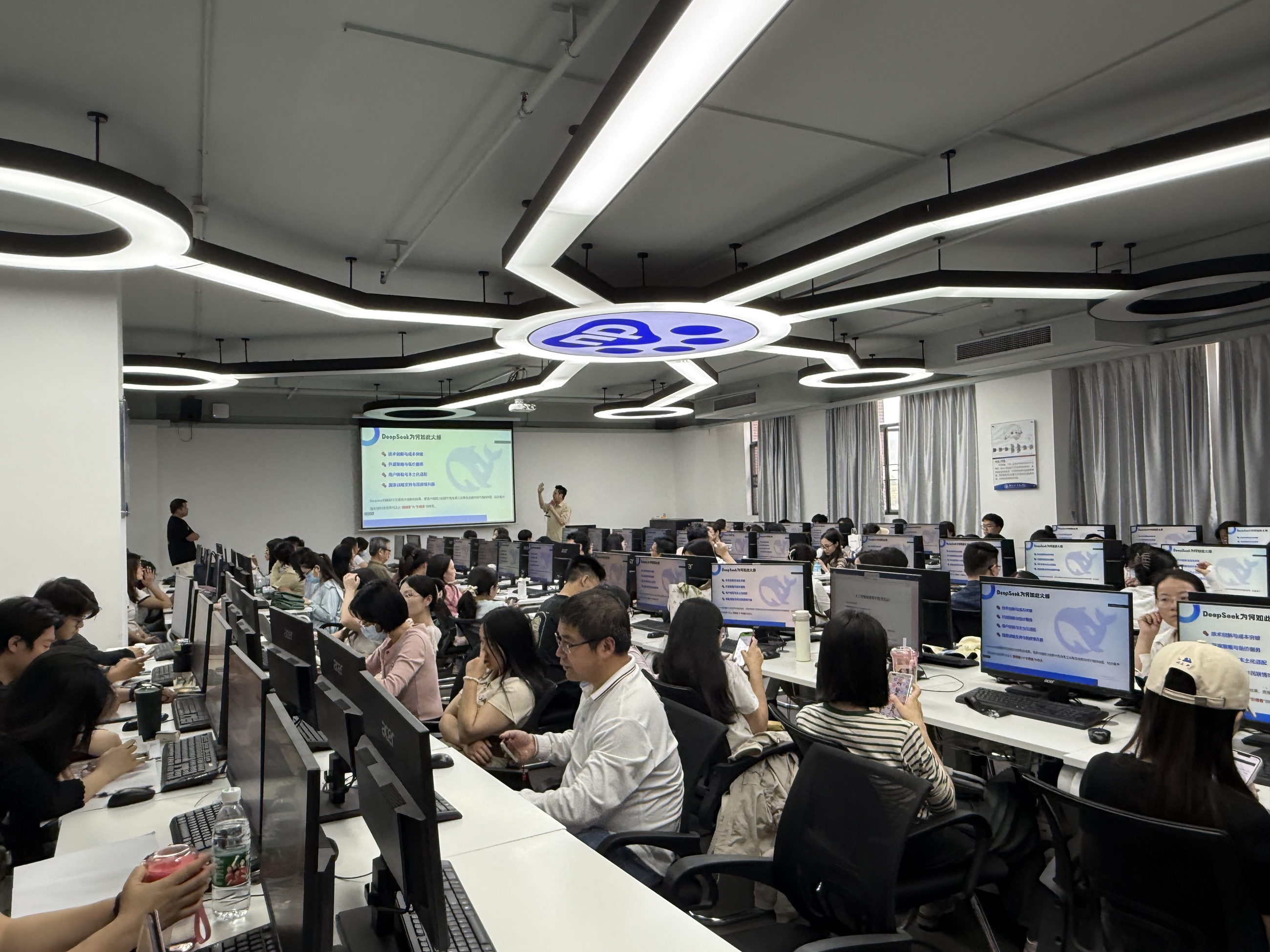 2e3da226-3e24-4145-bd5d-cd6730789e9b