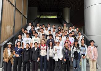 我院组织学生赴讯方开展认知实习，点亮职业发展前路