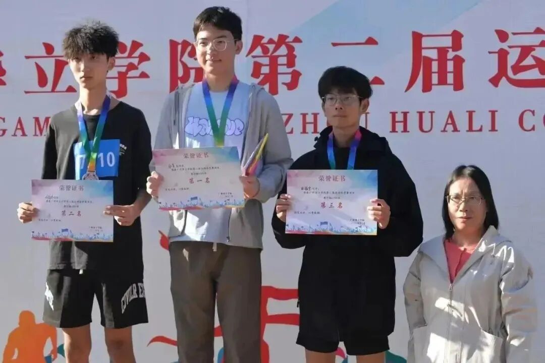 642c23e1edb344a5a0ec1966e01eb1153280c329