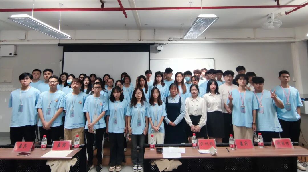 9bb0f968769a5d6c74c726081b51371eef8cf0d9