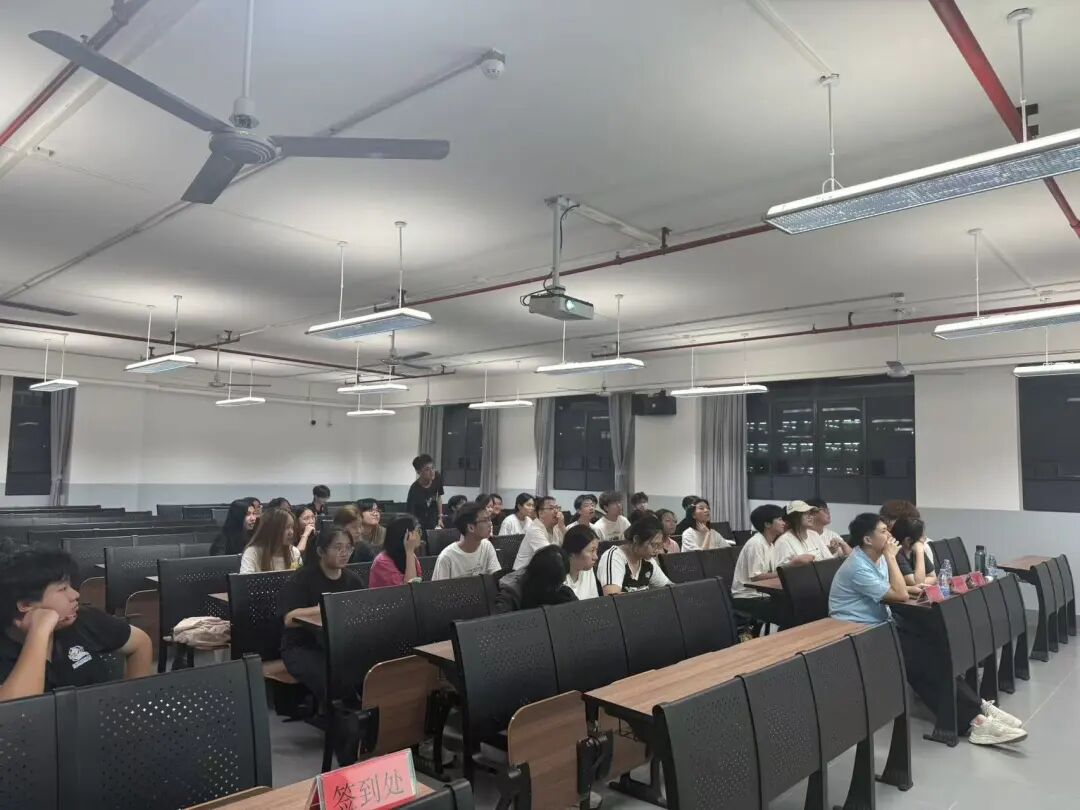 079ff5bcfacba913a6f97fa5d867165df5aa99f9