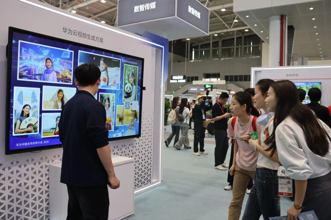 c0cf34ea272de00887154a1d5f8dad9870bc6882