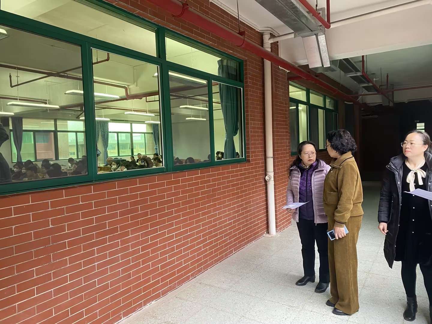 图五 欧洁梅副校长