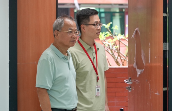立足教学一线，校领导带队深入两校区开展新学期第一课教学巡查
