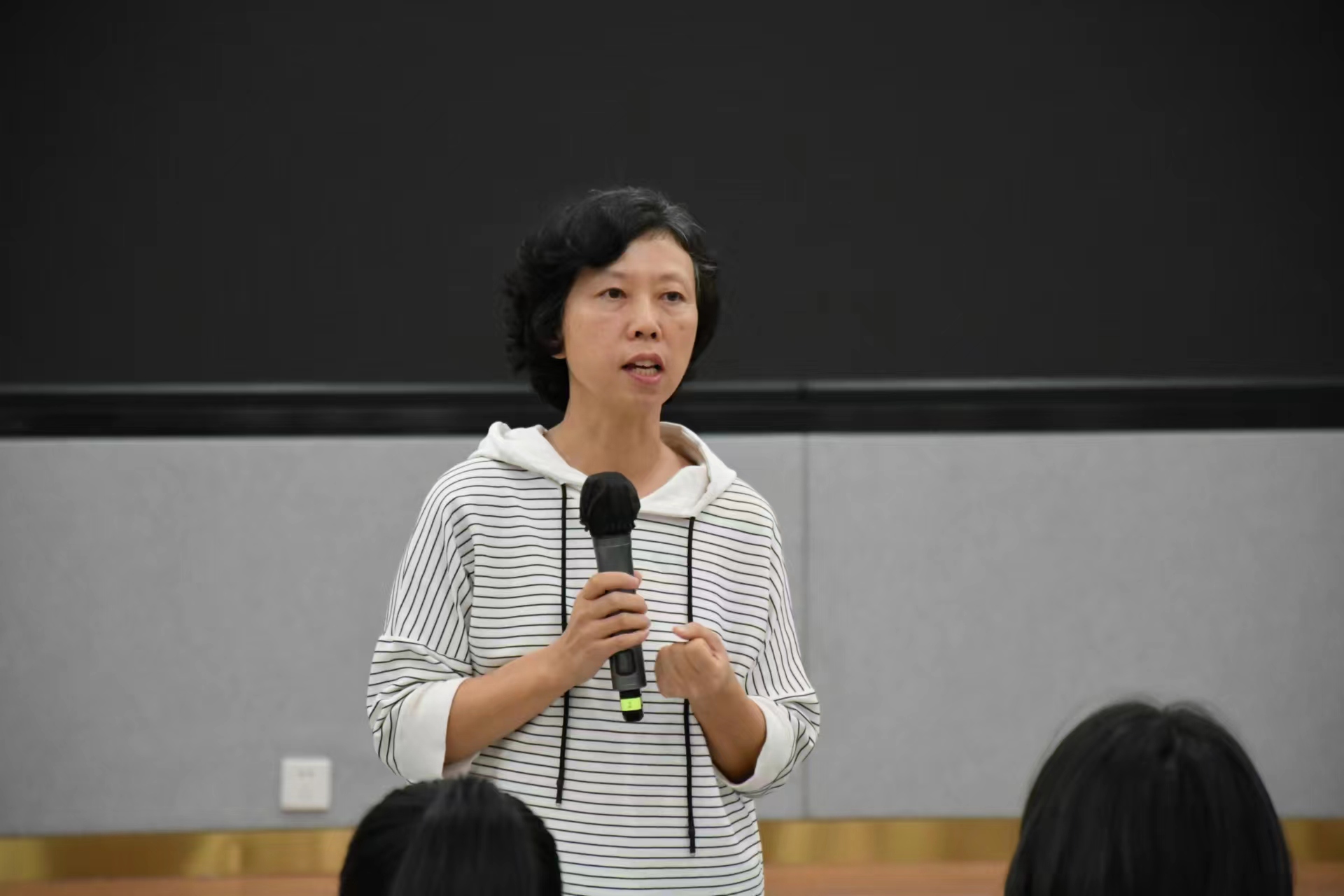 e4deb5b1cea83c530330bc74cb37b1e