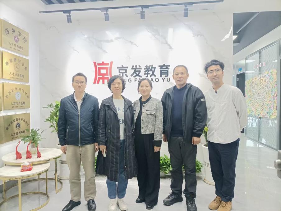 49c8882140fb655f8d73ba2dd9317bf8