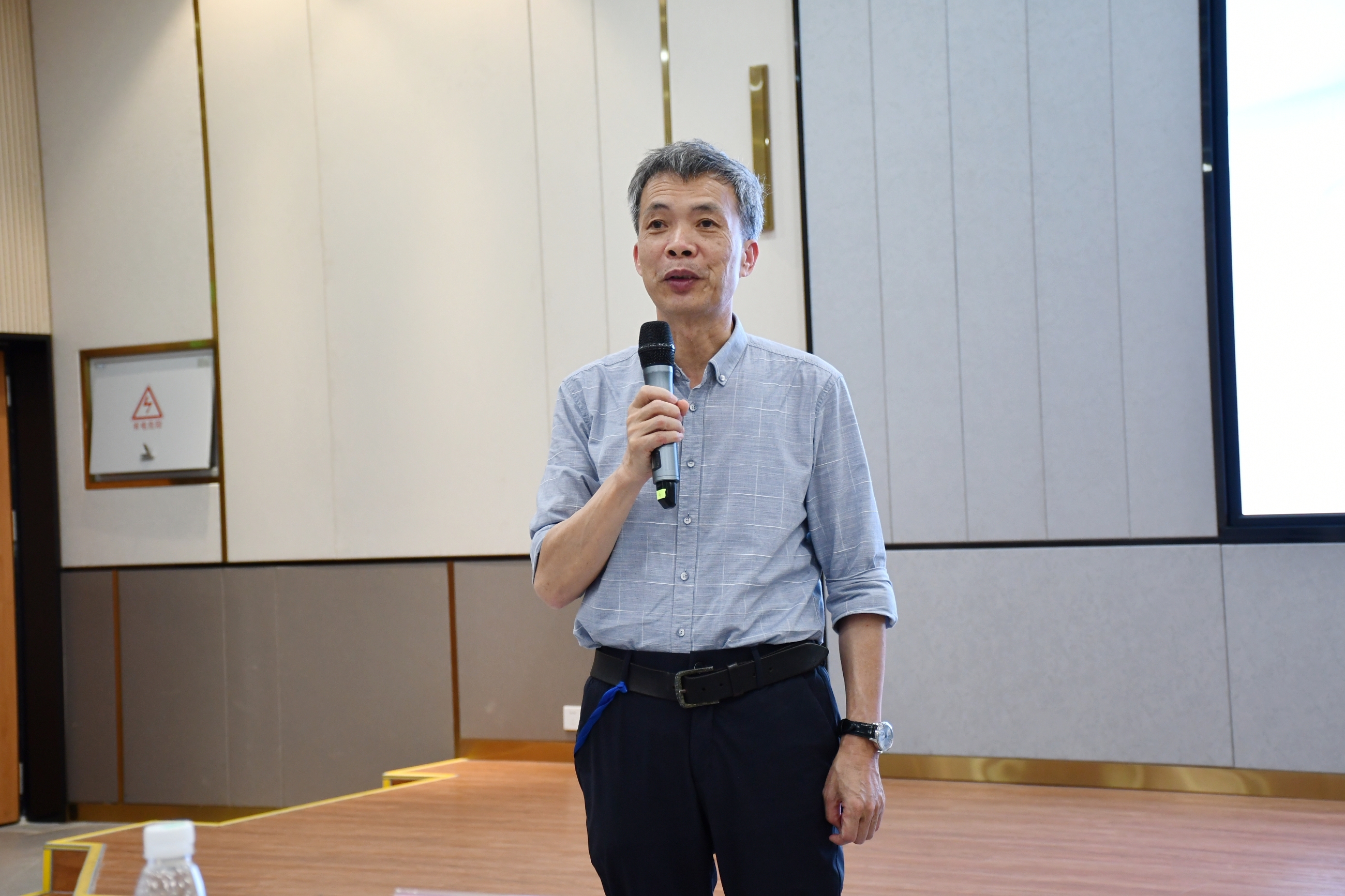 d6f49eb1b67510f140f51fd36047edc