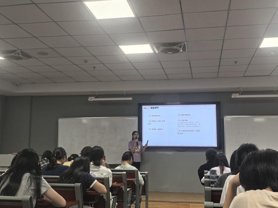 4c3b7fbc-7090-440d-9452-8437d5f62926