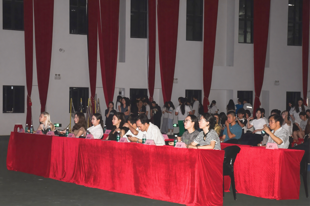 /private/var/mobile/Containers/Data/Application/706E6BEB-FB30-45CD-BBEC-7105AFD5730F/tmp/insert_image_tmp_dir/2025-06-23 13:43:02.169000.png2025-06-23 13:43:02.169000