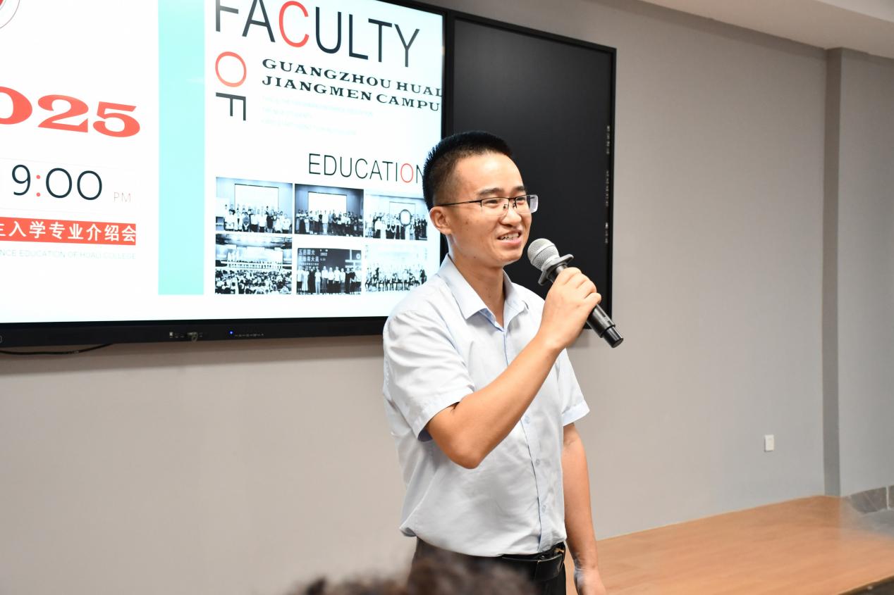 d7a4bf301aecdd5c59b4093d25380ef