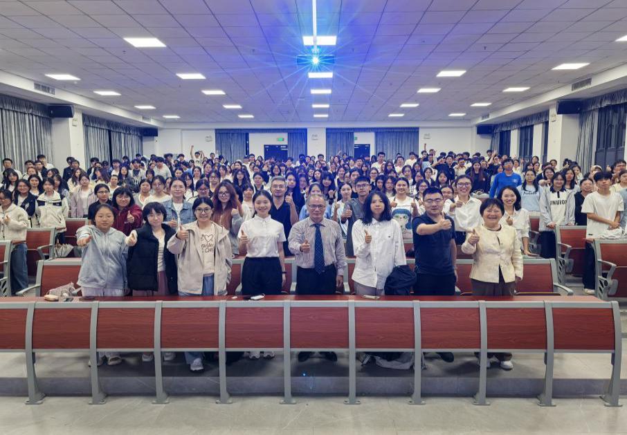 11210cc4bfc8342e7f52013358dbbbc