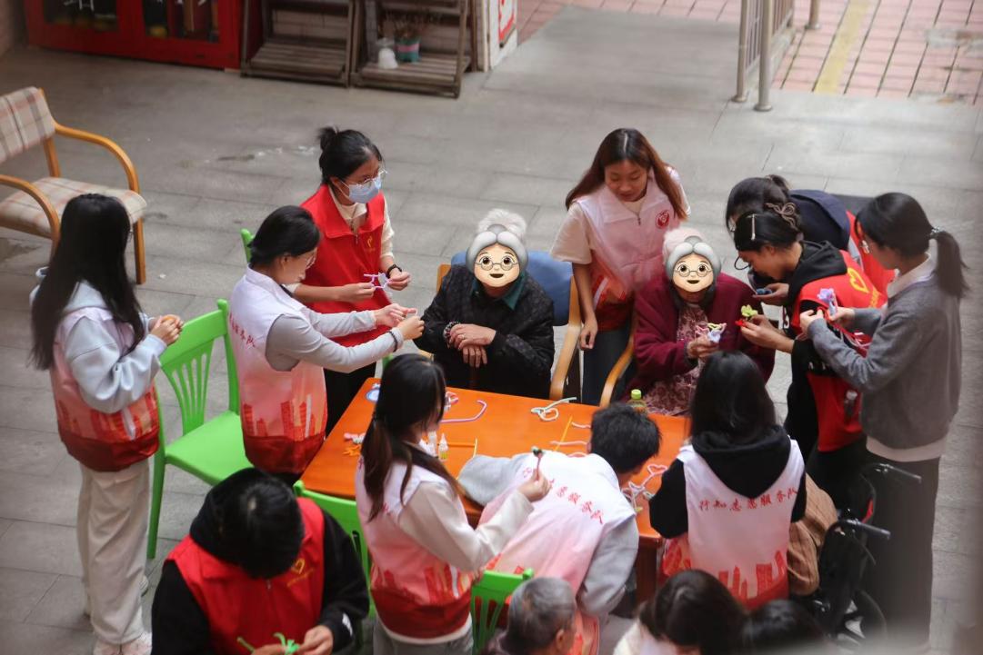 41fe4c17ba1b1b26af377e6cd8a720c9