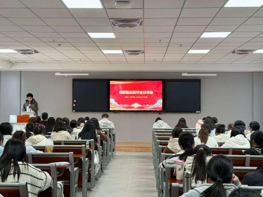 会议室里的人们

AI 生成的内容可能不正确。