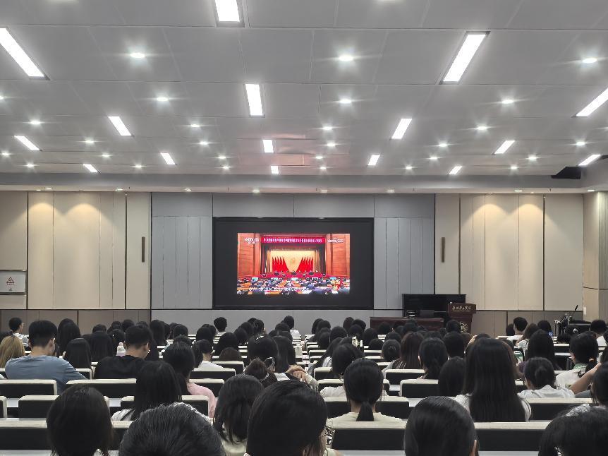 b91b9ab5004493ea5c8c9090bfb6854