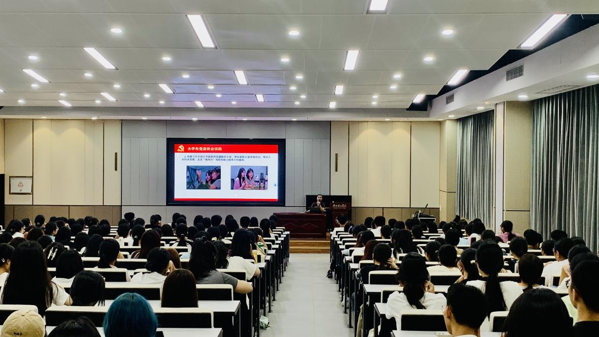 2c1f694365f9c8a7d46b90b935a46d8