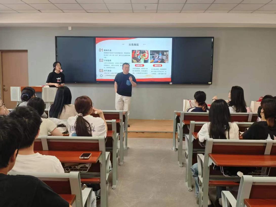 e467d29eb8483a198715e310dcf94efc