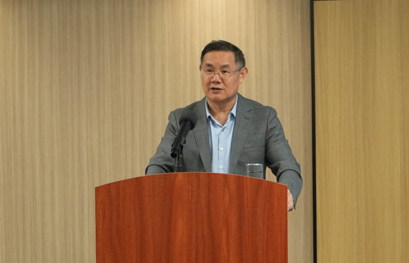 聚焦学科建设 赋能高质量发展 —— 吴业春教授莅临我校开展专题讲座