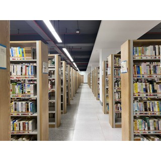 图书馆成功举办2018级新生入馆教育