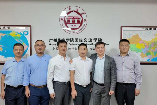 吉尔吉斯斯坦阿维森纳国际医科大学代表团到访我院